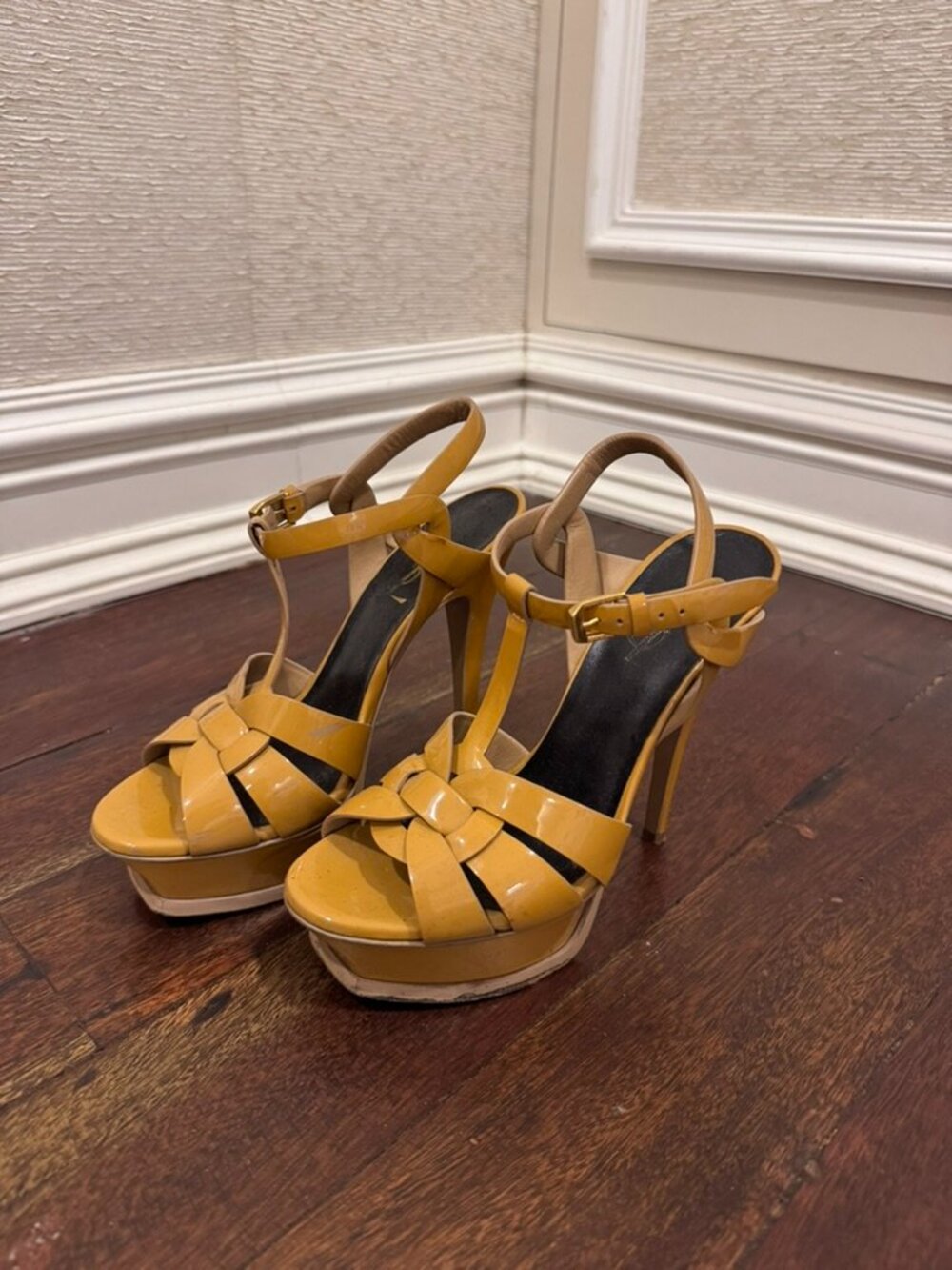 YSL Saint Laurent Tribute Yellow Patent Heels EU 36